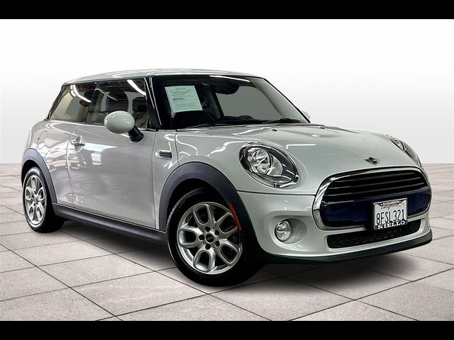 2017 MINI Cooper Hardtop Base