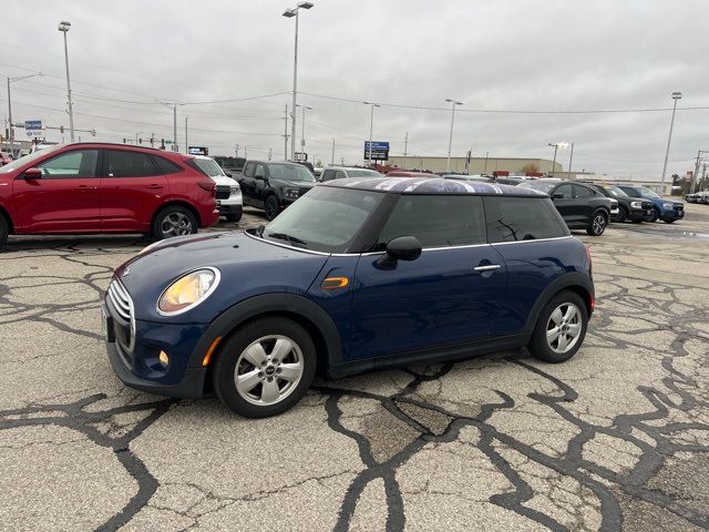 2017 MINI Cooper Hardtop Base