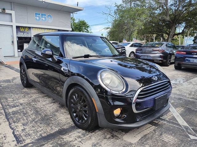 2017 MINI Cooper Hardtop Base