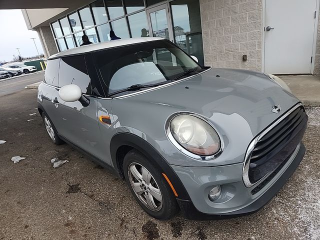 2017 MINI Cooper Hardtop Base