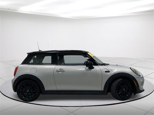 2017 MINI Cooper Hardtop Base