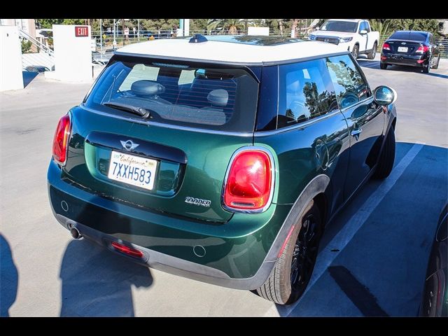 2017 MINI Cooper Hardtop Base