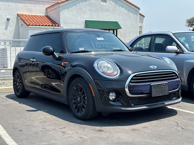 2017 MINI Cooper Hardtop Base