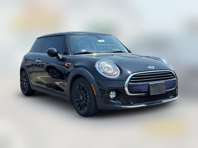 2017 MINI Cooper Hardtop Base