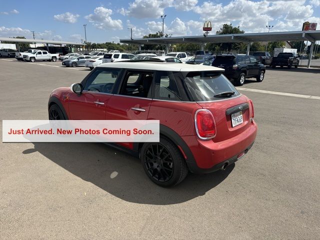 2017 MINI Cooper Hardtop Base