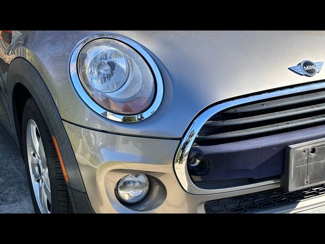 2017 MINI Cooper Hardtop Base