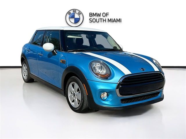 2017 MINI Cooper Hardtop Base