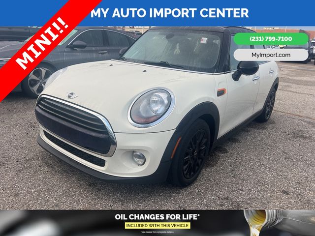 2017 MINI Cooper Hardtop Base