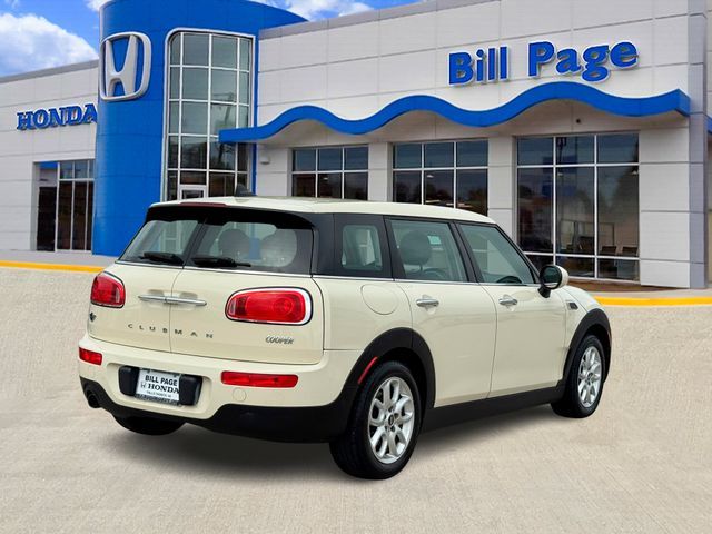 2017 MINI Cooper Clubman Base