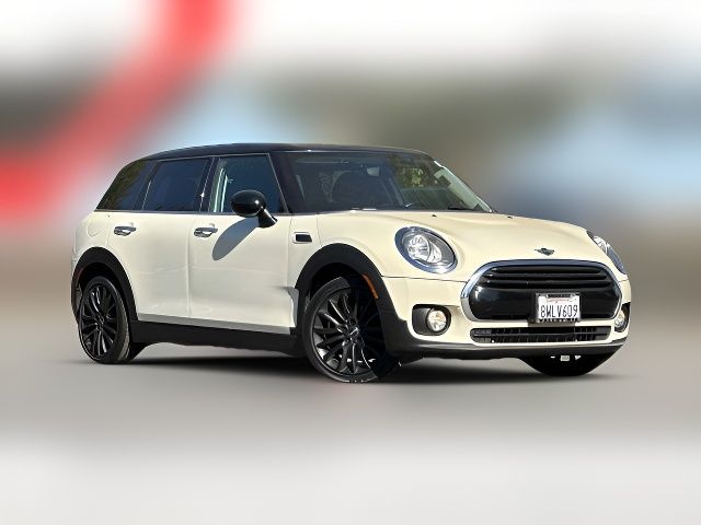 2017 MINI Cooper Clubman Base