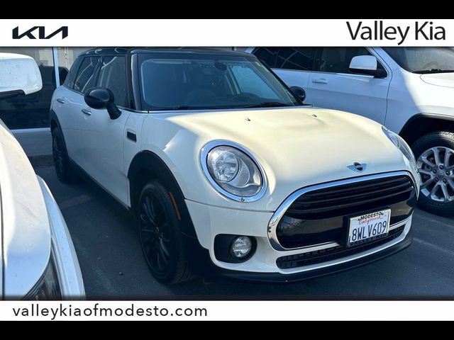 2017 MINI Cooper Clubman Base