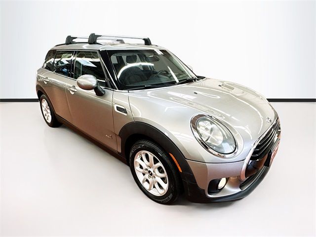 2017 MINI Cooper Clubman Base