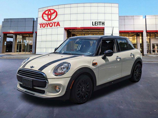 2017 MINI Cooper Hardtop Base