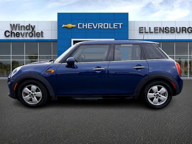 2017 MINI Cooper Hardtop Base