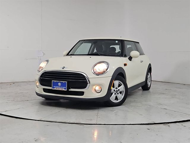 2017 MINI Cooper Hardtop Base