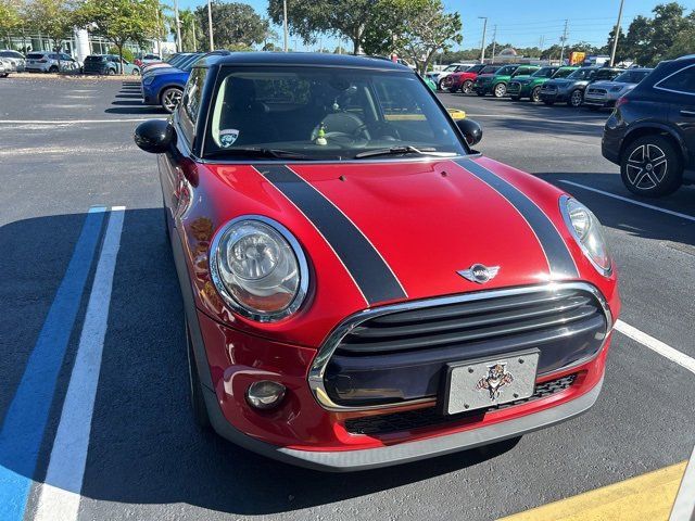 2017 MINI Cooper Hardtop Base