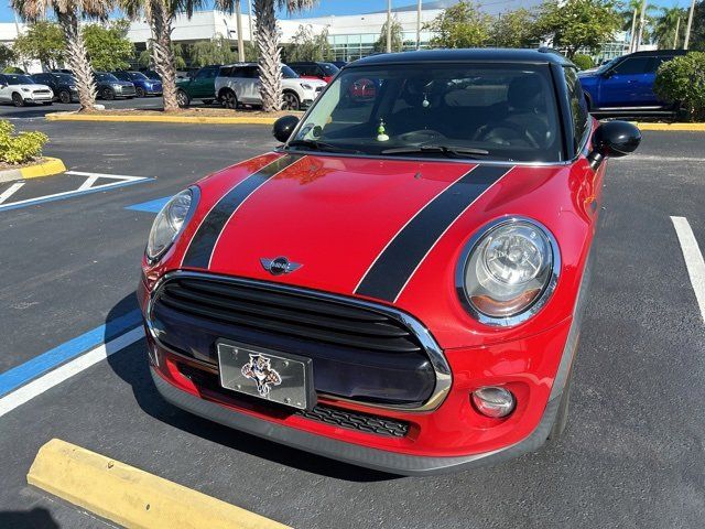 2017 MINI Cooper Hardtop Base