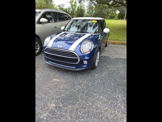 2017 MINI Cooper Hardtop Base