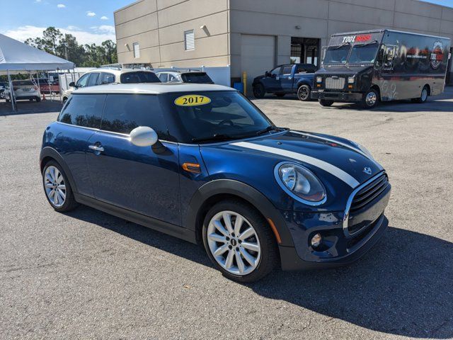 2017 MINI Cooper Hardtop Base