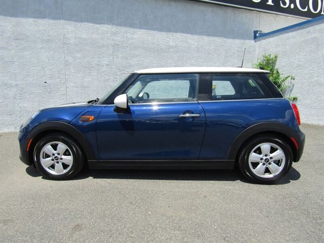 2017 MINI Cooper Hardtop Base