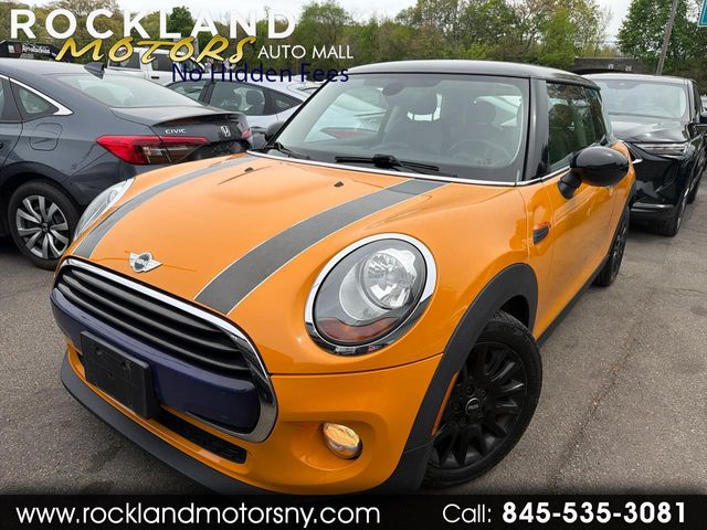 2017 MINI Cooper Hardtop Base