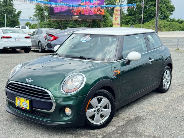 2017 MINI Cooper Hardtop Base