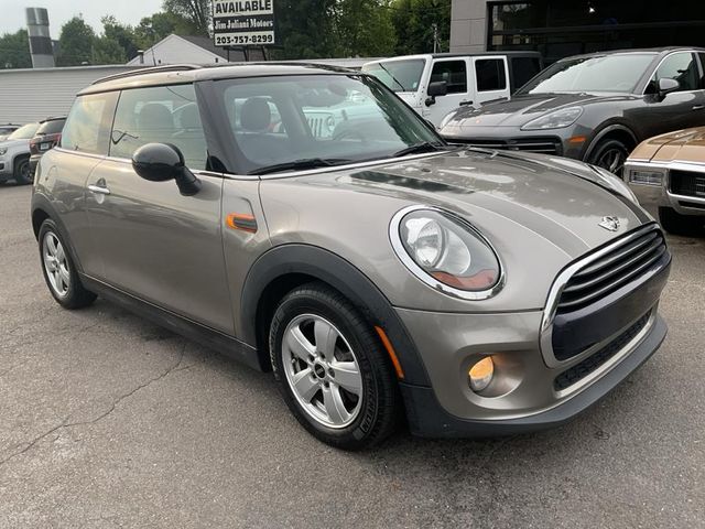 2017 MINI Cooper Hardtop Base