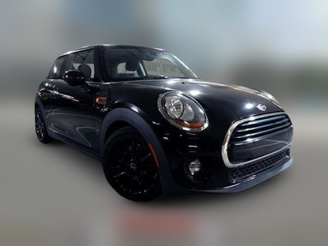 2017 MINI Cooper Hardtop Base