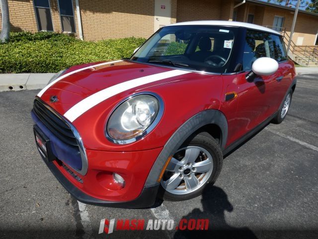 2017 MINI Cooper Hardtop Base