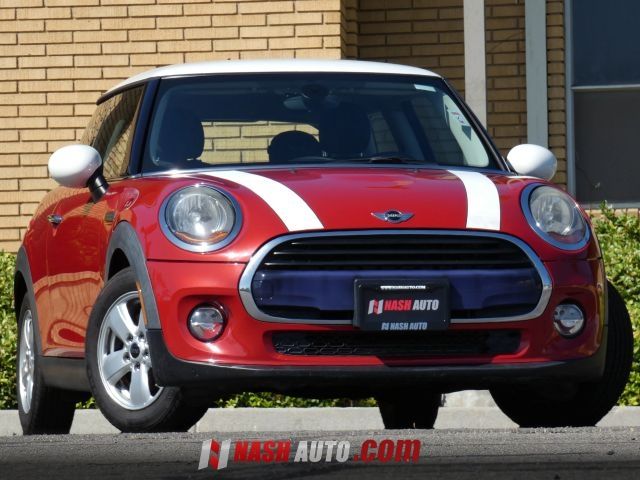 2017 MINI Cooper Hardtop Base