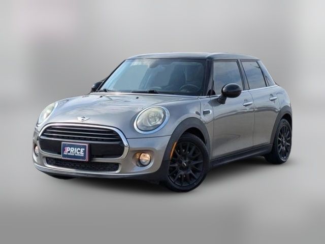 2017 MINI Cooper Hardtop Base