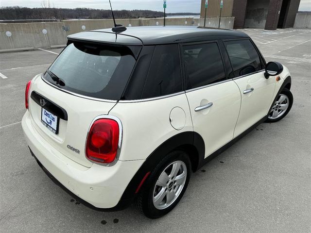 2017 MINI Cooper Hardtop Base