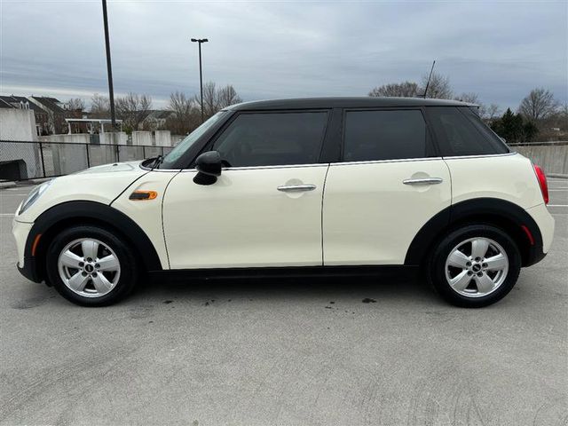 2017 MINI Cooper Hardtop Base