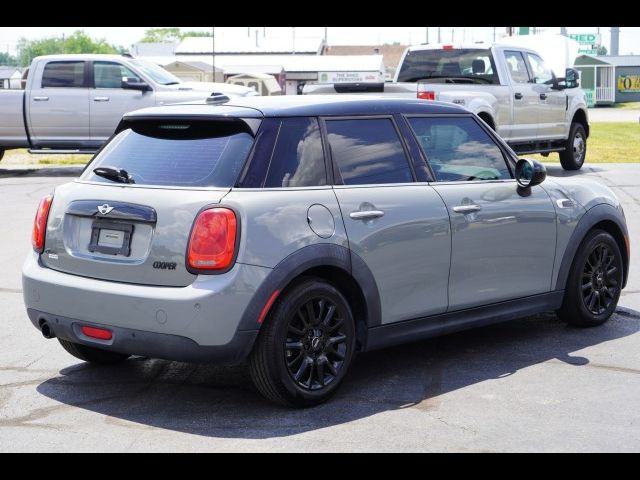 2017 MINI Cooper Hardtop Base