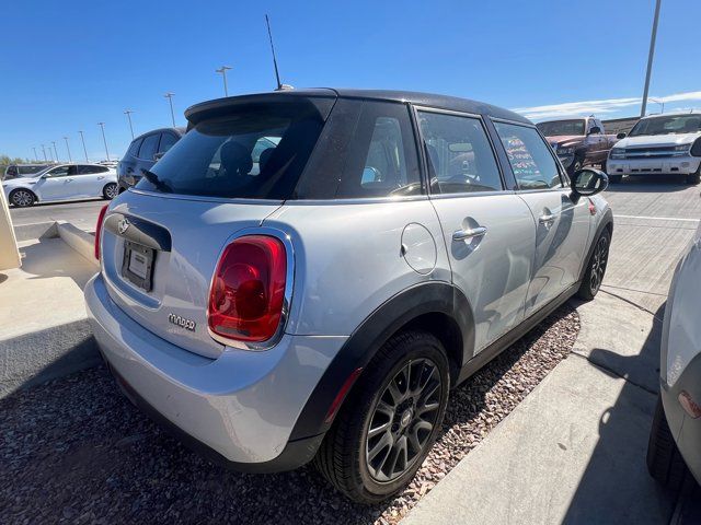 2017 MINI Cooper Hardtop Base