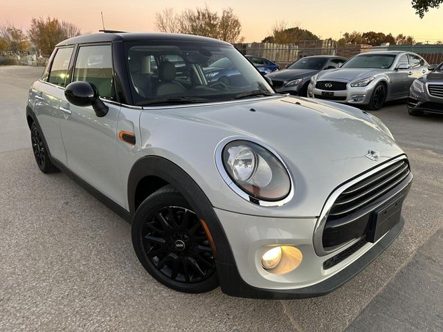 2017 MINI Cooper Hardtop Base