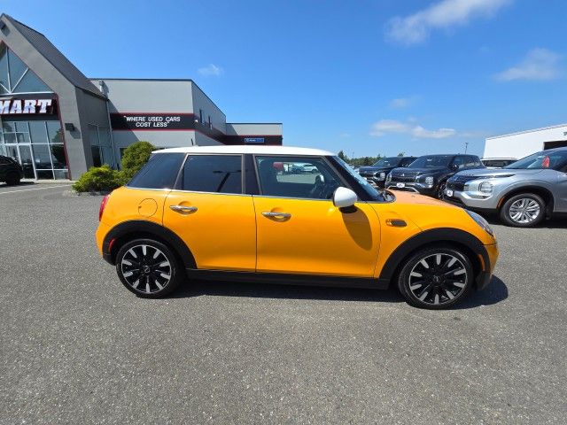 2017 MINI Cooper Hardtop Base