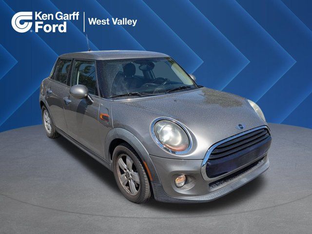2017 MINI Cooper Hardtop Base