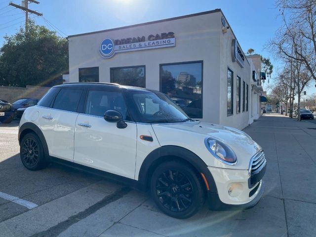 2017 MINI Cooper Hardtop Base