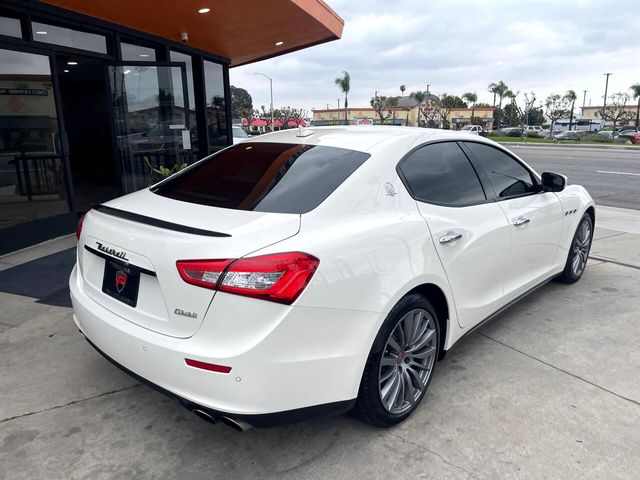 2017 Maserati Ghibli Base