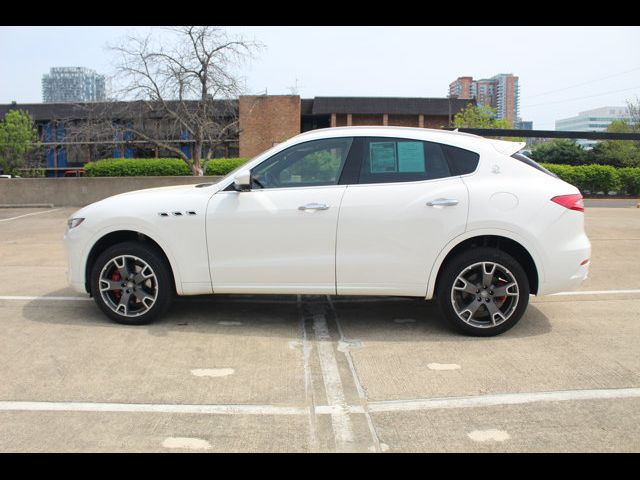 2017 Maserati Levante Base