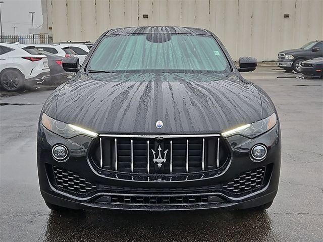 2017 Maserati Levante Base