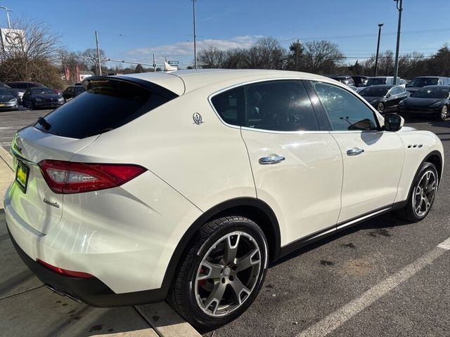 2017 Maserati Levante Base