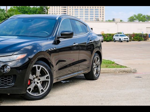 2017 Maserati Levante Base