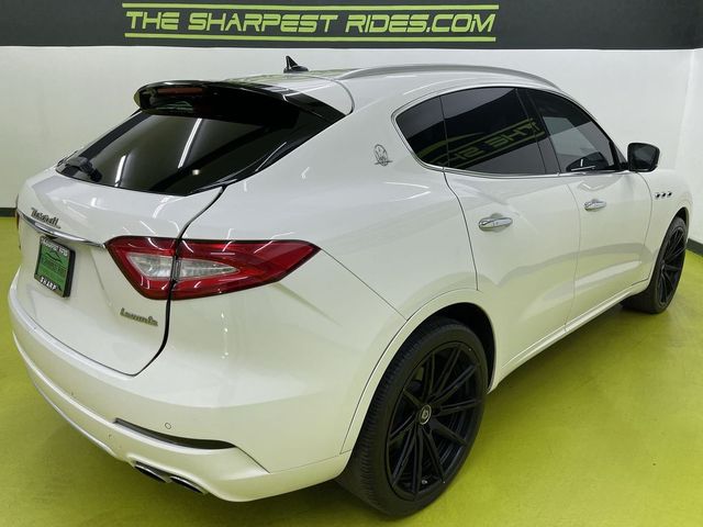 2017 Maserati Levante Base