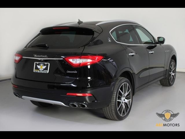 2017 Maserati Levante Base