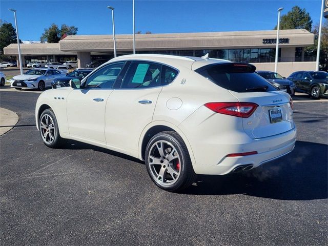 2017 Maserati Levante Base