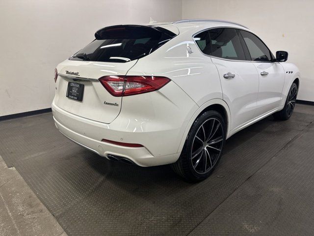 2017 Maserati Levante Base