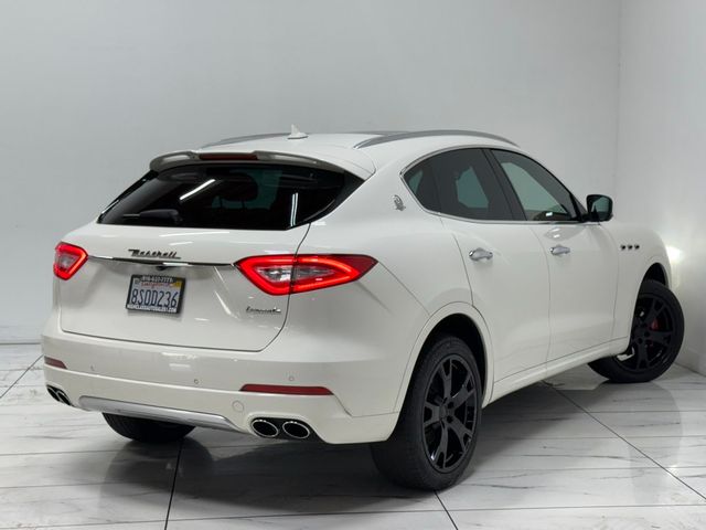 2017 Maserati Levante Base