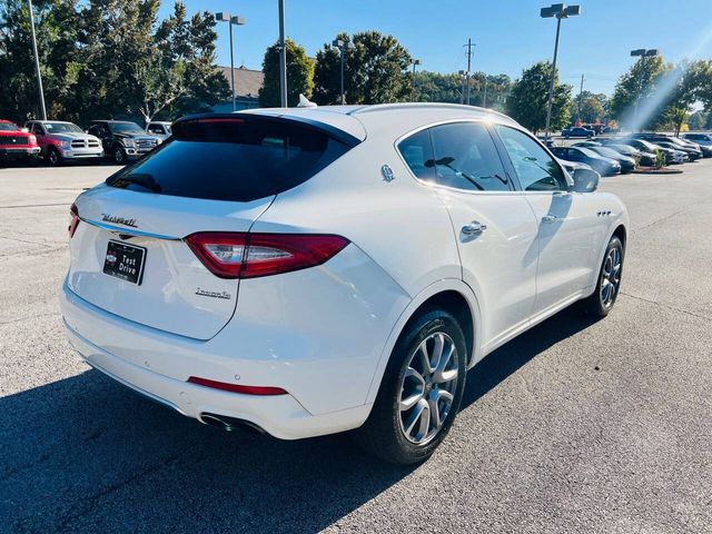 2017 Maserati Levante Base